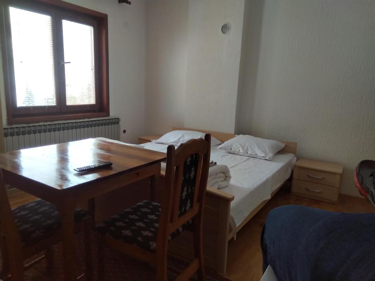 Apartments And Rooms Vicko Brzeće Εξωτερικό φωτογραφία