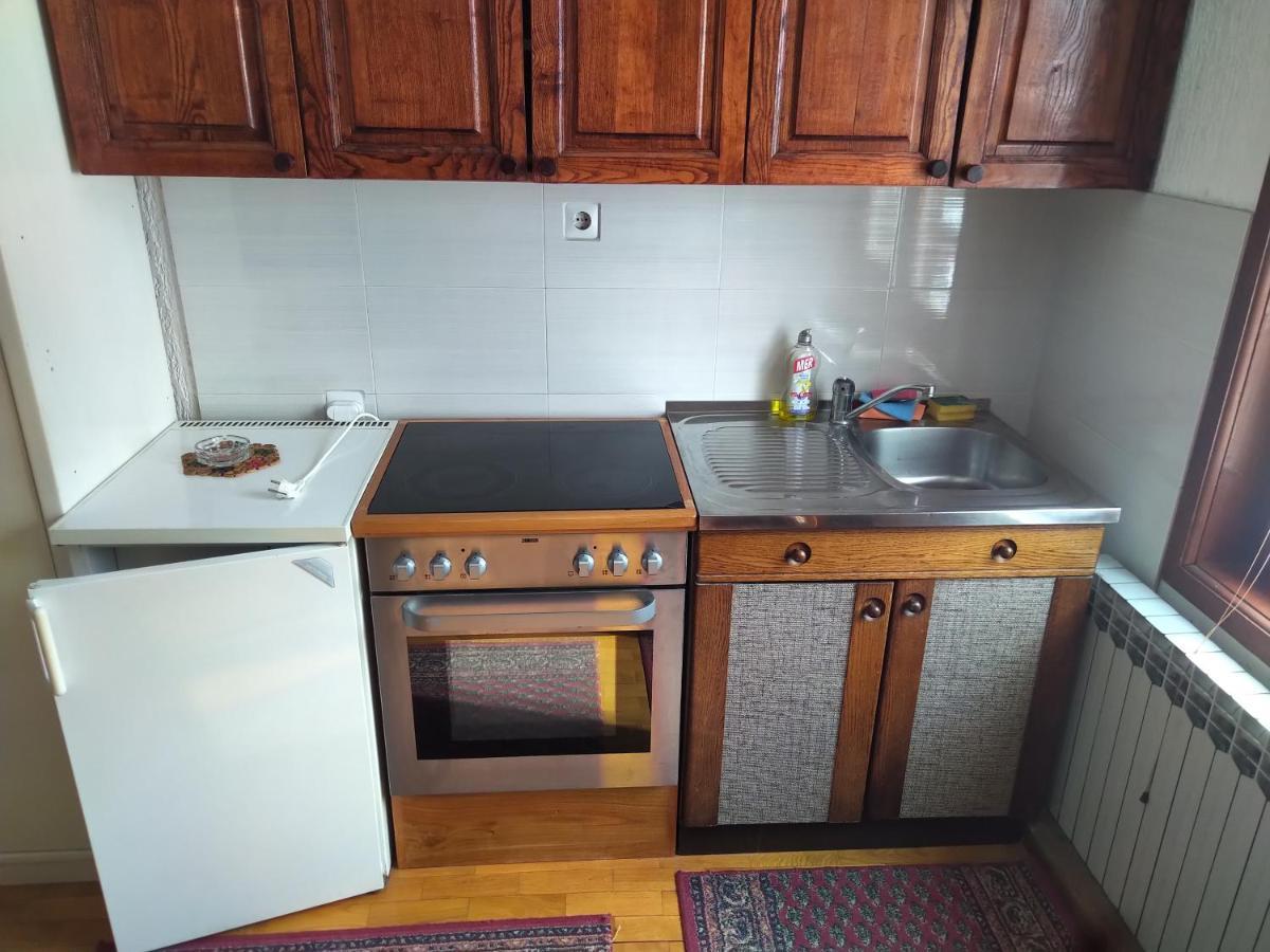 Apartments And Rooms Vicko Brzeće Εξωτερικό φωτογραφία