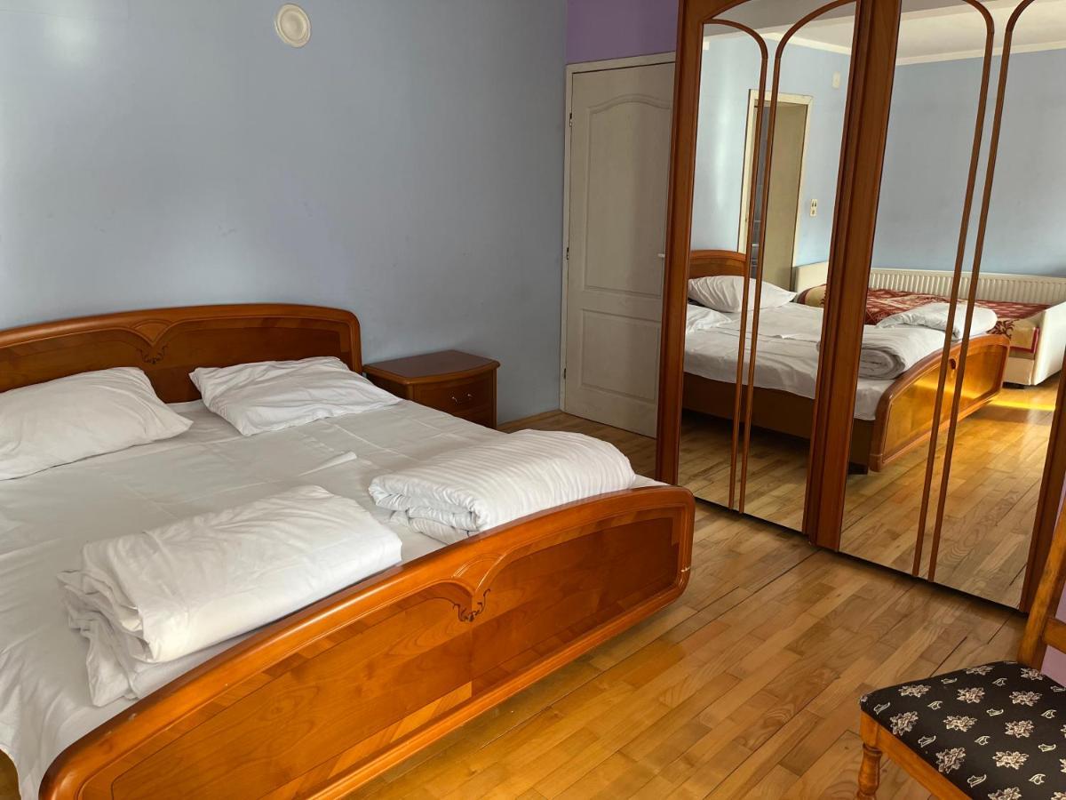 Apartments And Rooms Vicko Brzeće Εξωτερικό φωτογραφία