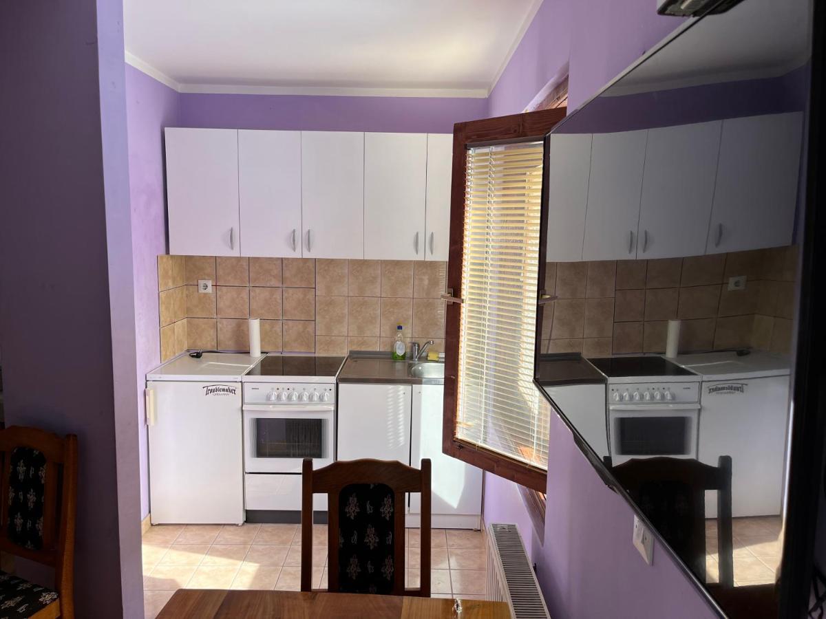 Apartments And Rooms Vicko Brzeće Εξωτερικό φωτογραφία