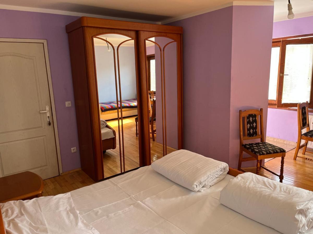 Apartments And Rooms Vicko Brzeće Εξωτερικό φωτογραφία