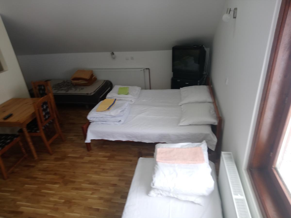 Apartments And Rooms Vicko Brzeće Εξωτερικό φωτογραφία