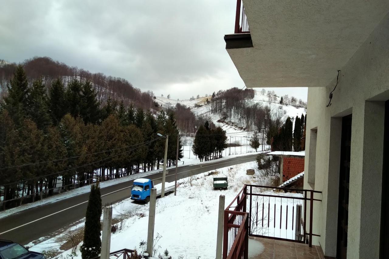 Apartments And Rooms Vicko Brzeće Εξωτερικό φωτογραφία